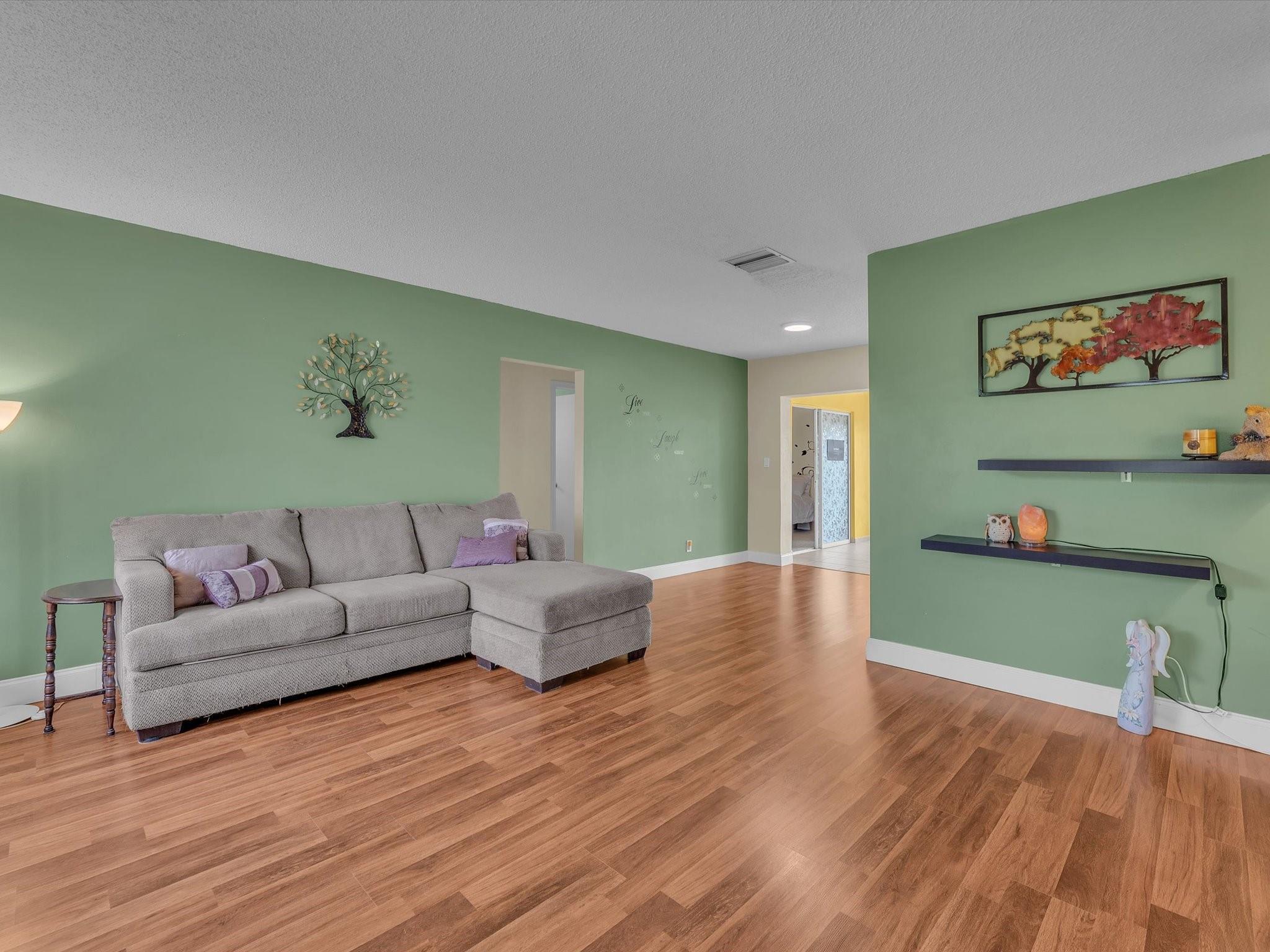 Mainlands Of Tamarac Lake - Residential