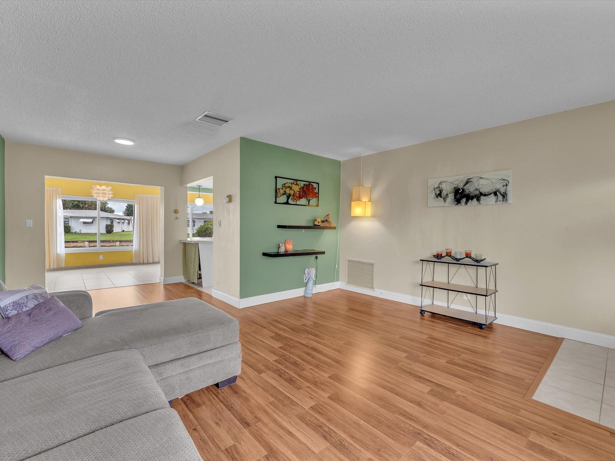 Mainlands Of Tamarac Lake - Residential