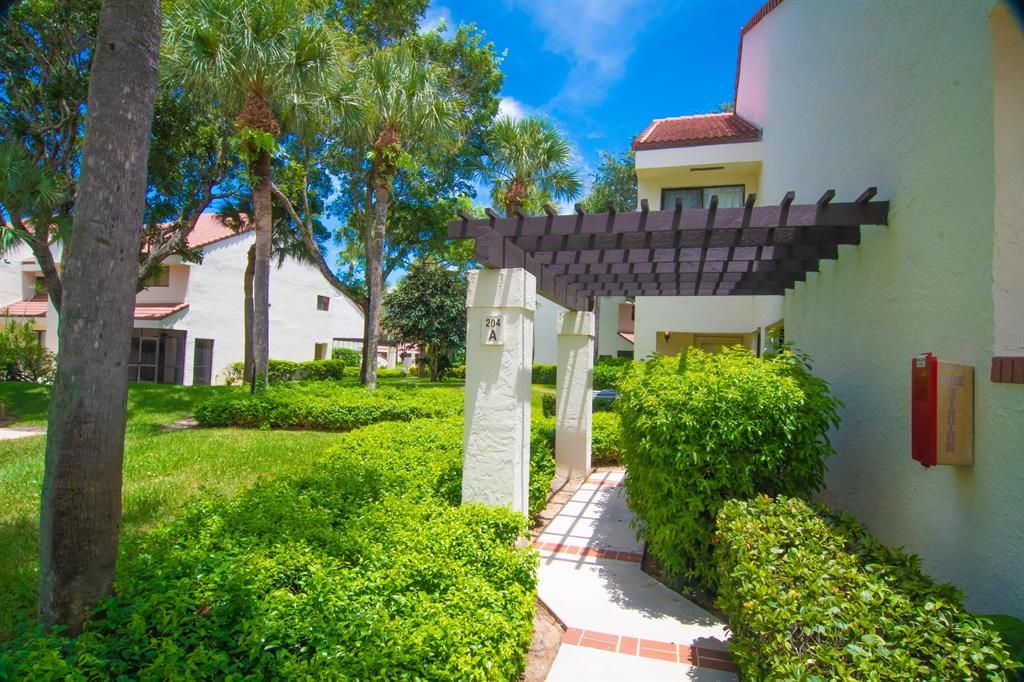 Photo of 204 Sea Oats Drive #A, Juno Beach, FL 33408 (MLS # R10696585)