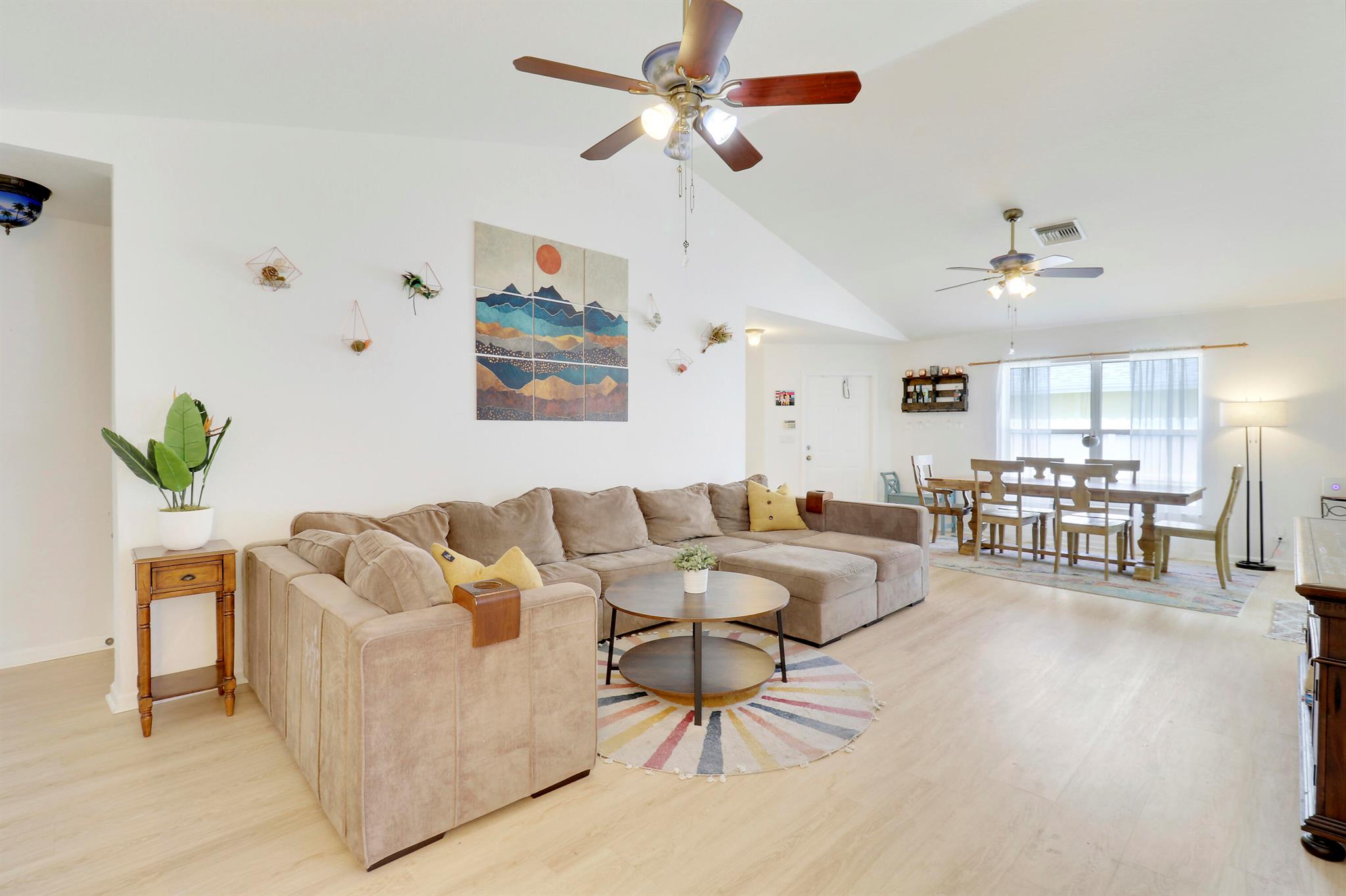 144 Pennock Landing Circle
