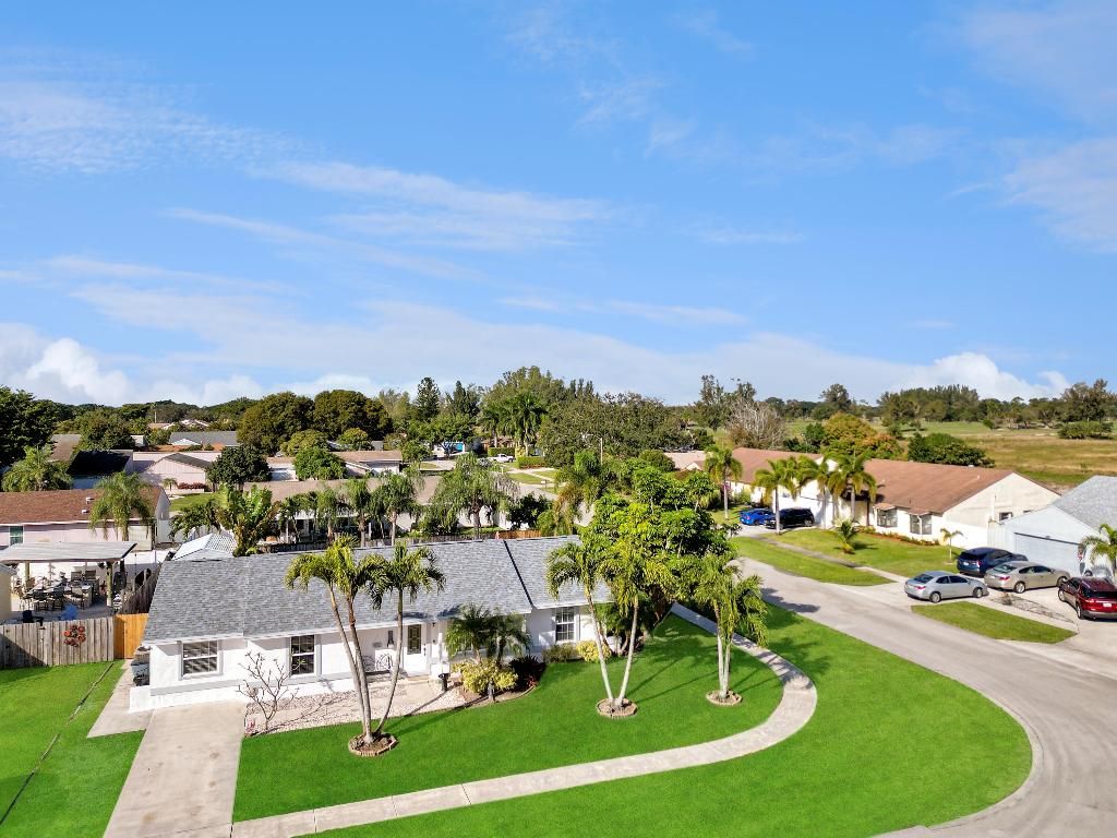 Photo of 8055 Rose Marie Circle, Boynton Beach, FL 33472 (MLS # R11152404)