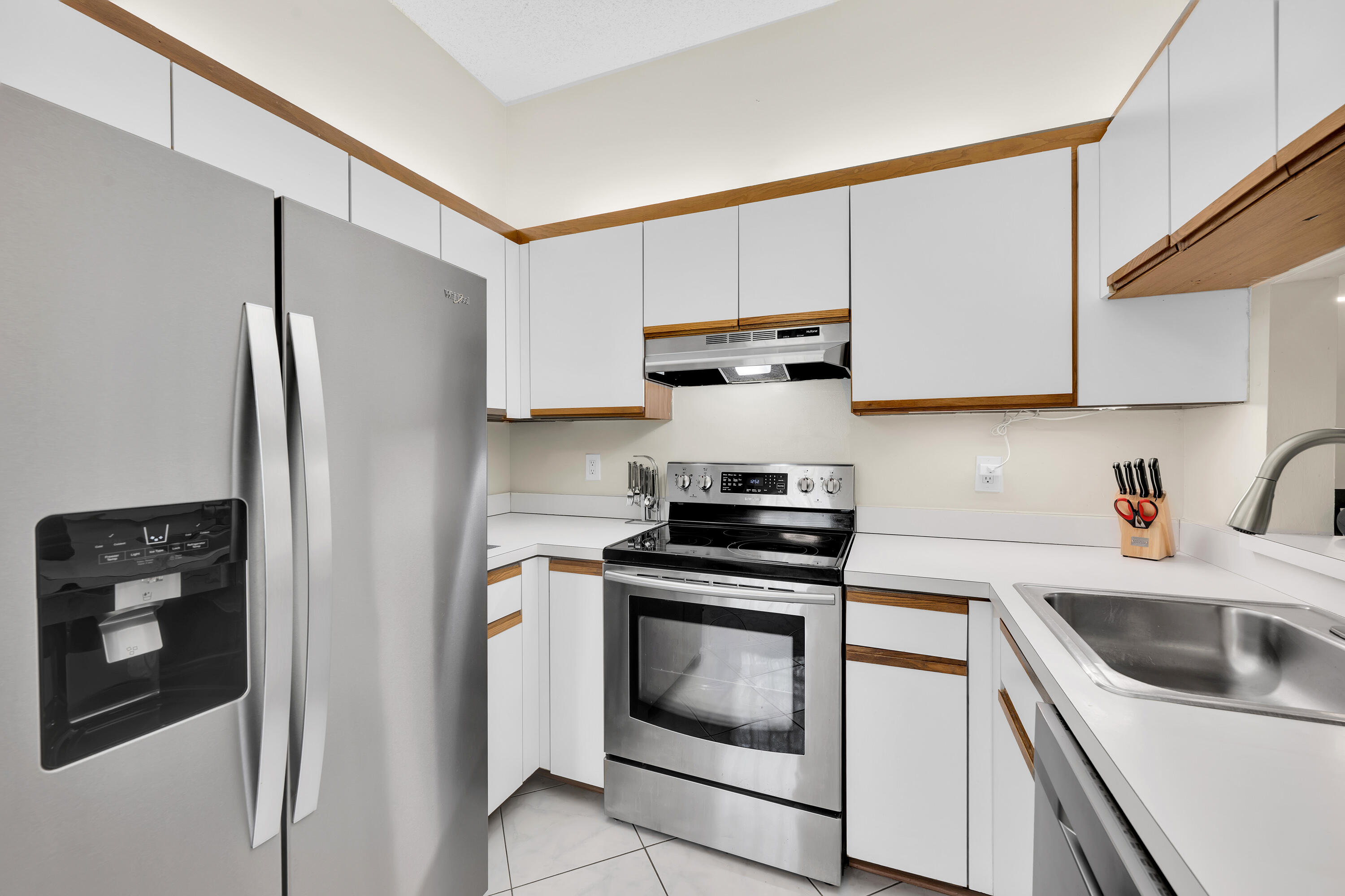 OPTIMA VILLAGE I-D CONDO - Residential
