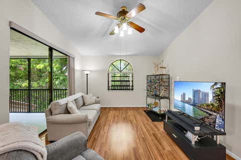 Tiny photo for 10791 NW 14th Street #292, Plantation, FL 33322 (MLS # B26034905)
