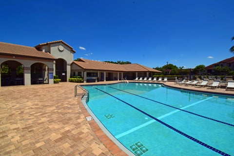 Tiny photo for 10791 NW 14th Street #292, Plantation, FL 33322 (MLS # B26034905)