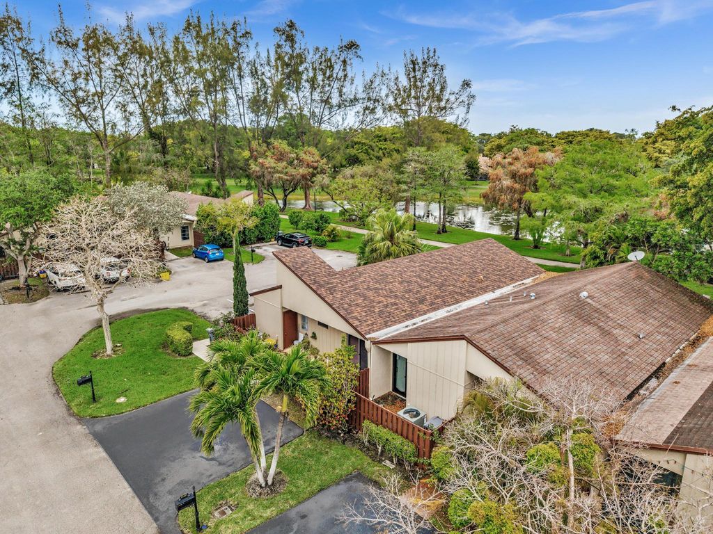 Photo of 11609 Orange Blossom Lane, Boca Raton, FL 33428 (MLS # B26013675)