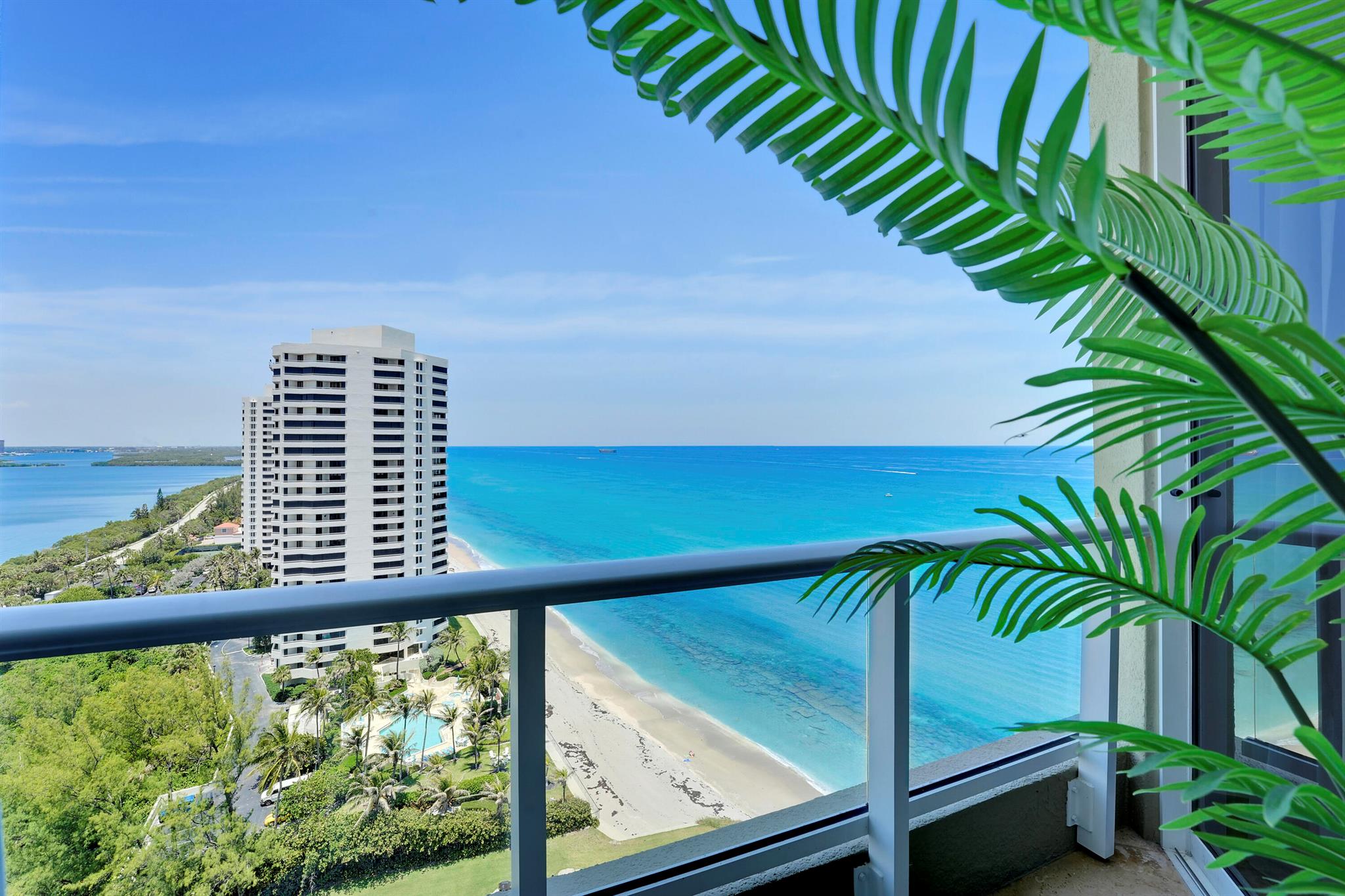 OCEAN'S EDGE - Residential