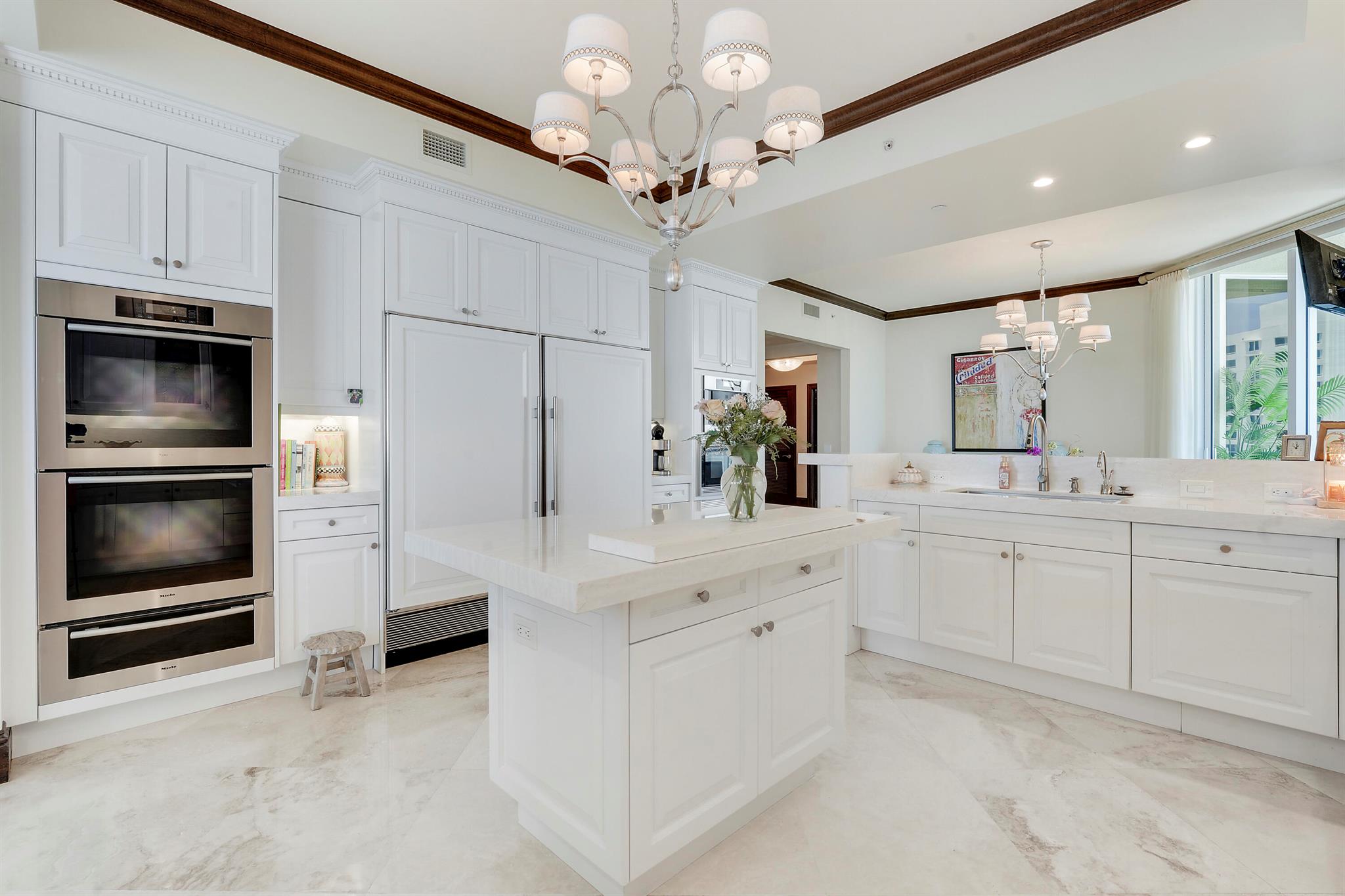 OCEAN'S EDGE - Residential