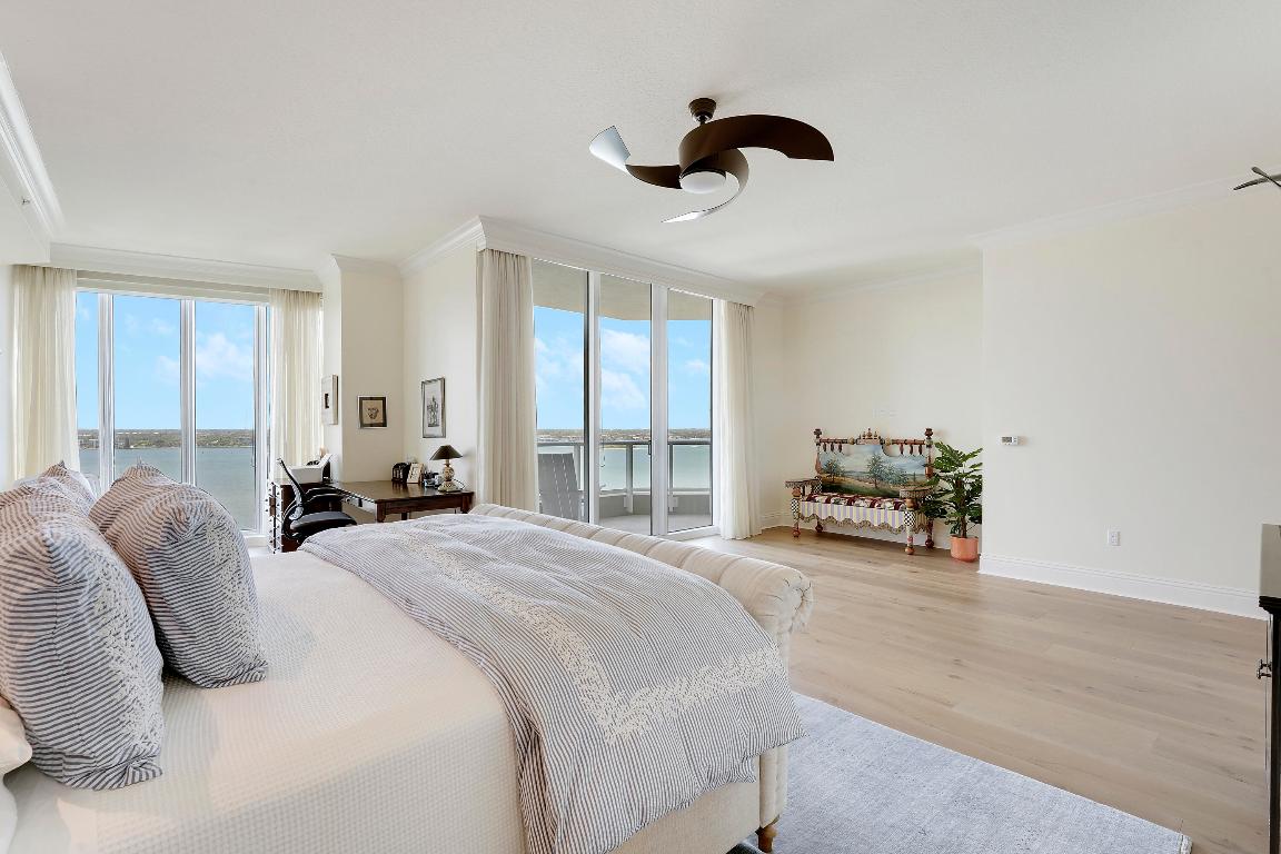 OCEAN'S EDGE - Residential