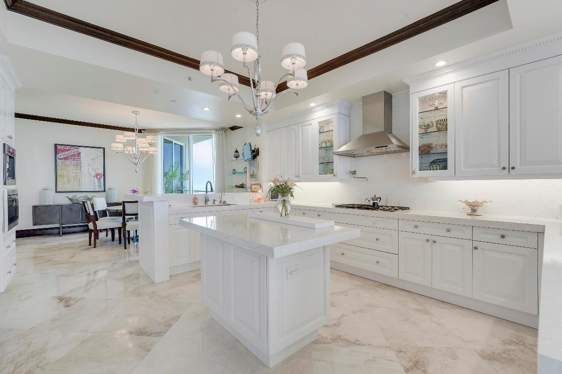 OCEAN'S EDGE - Residential