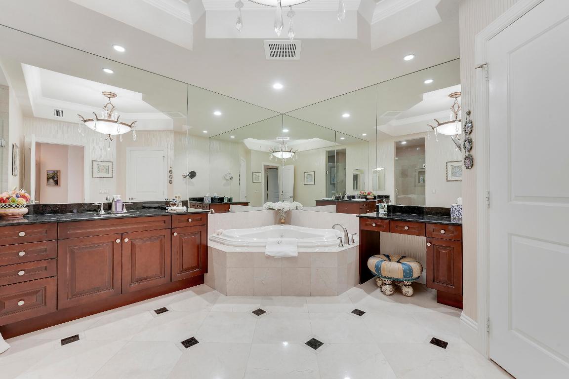 OCEAN'S EDGE - Residential