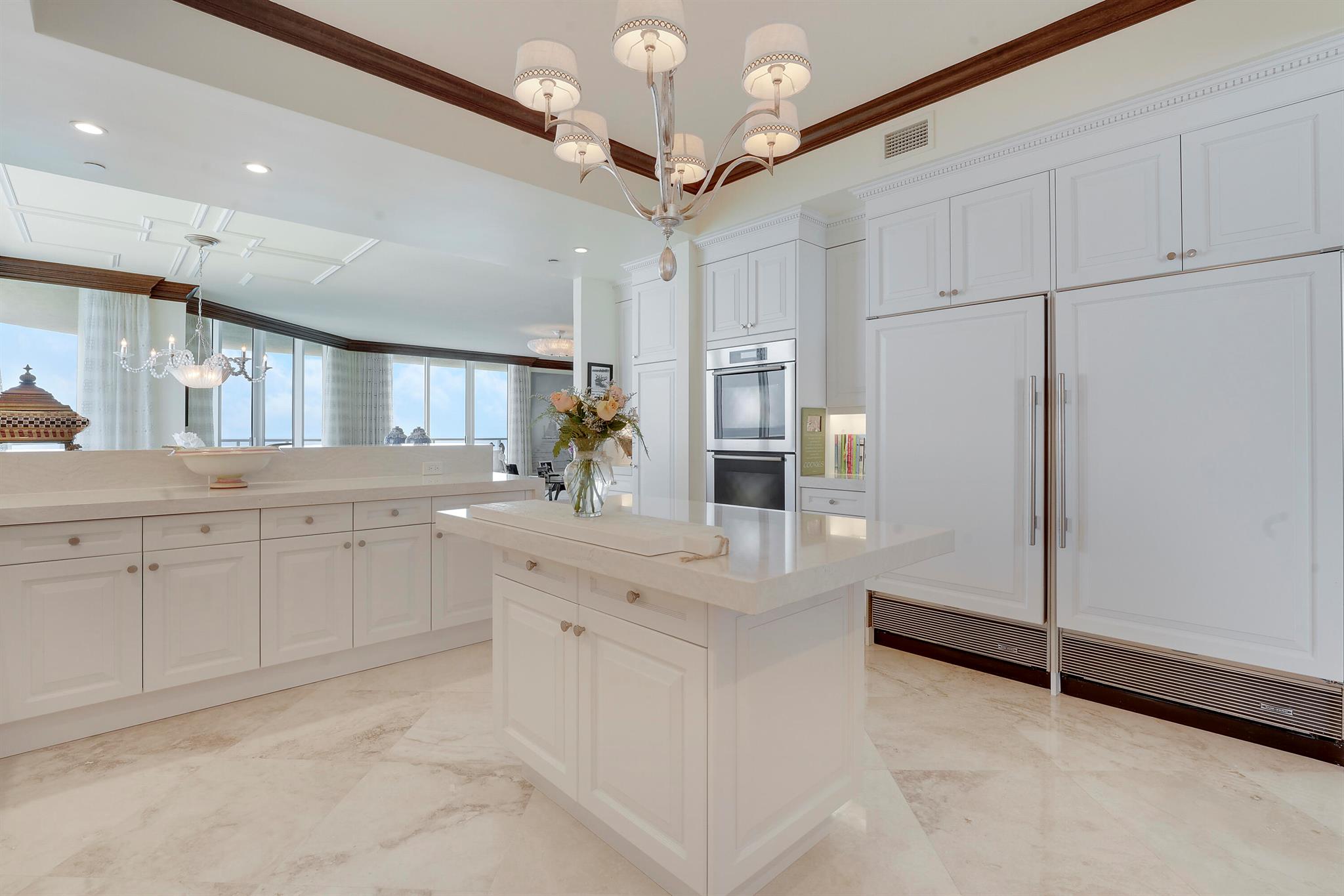 OCEAN'S EDGE - Residential