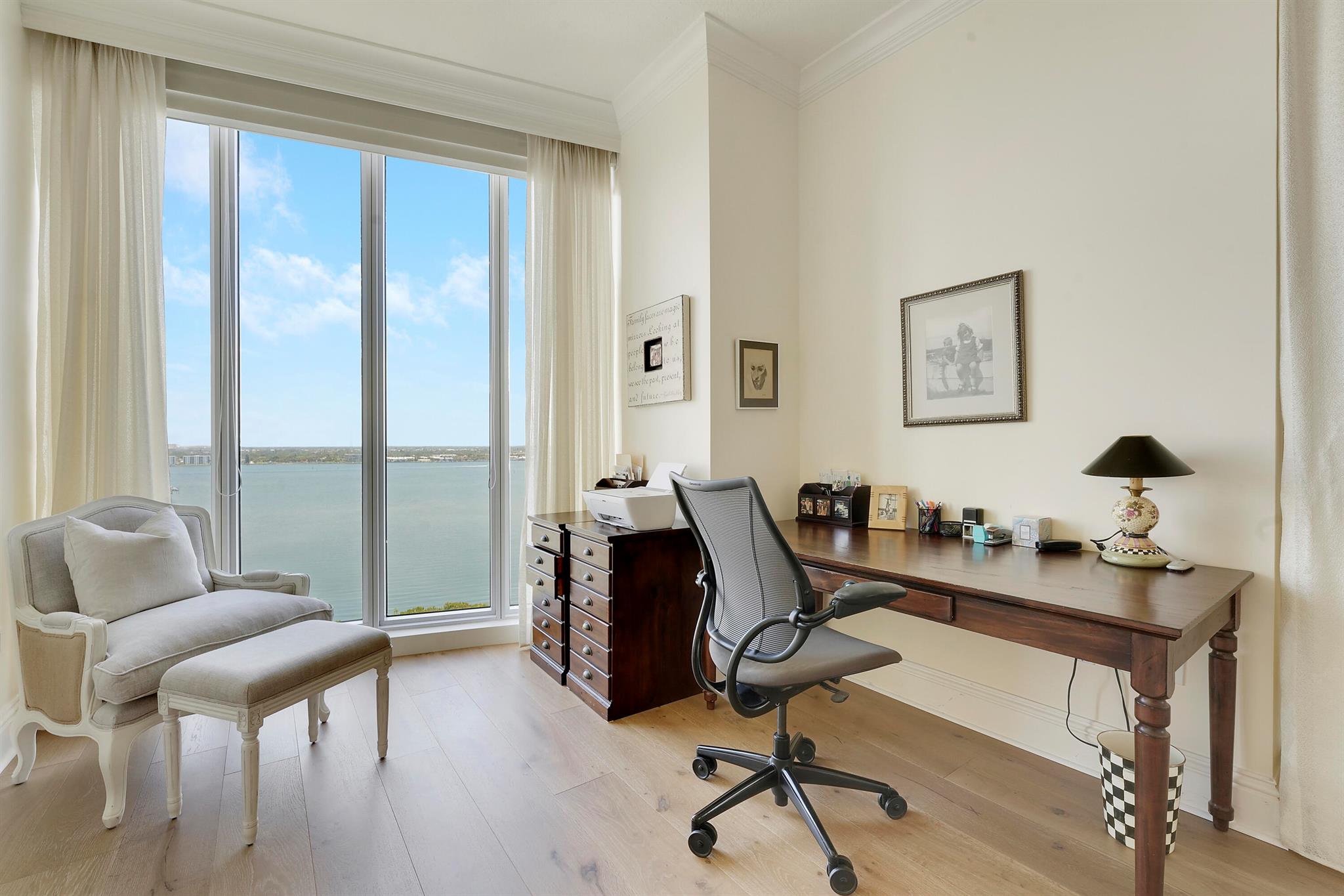 OCEAN'S EDGE - Residential