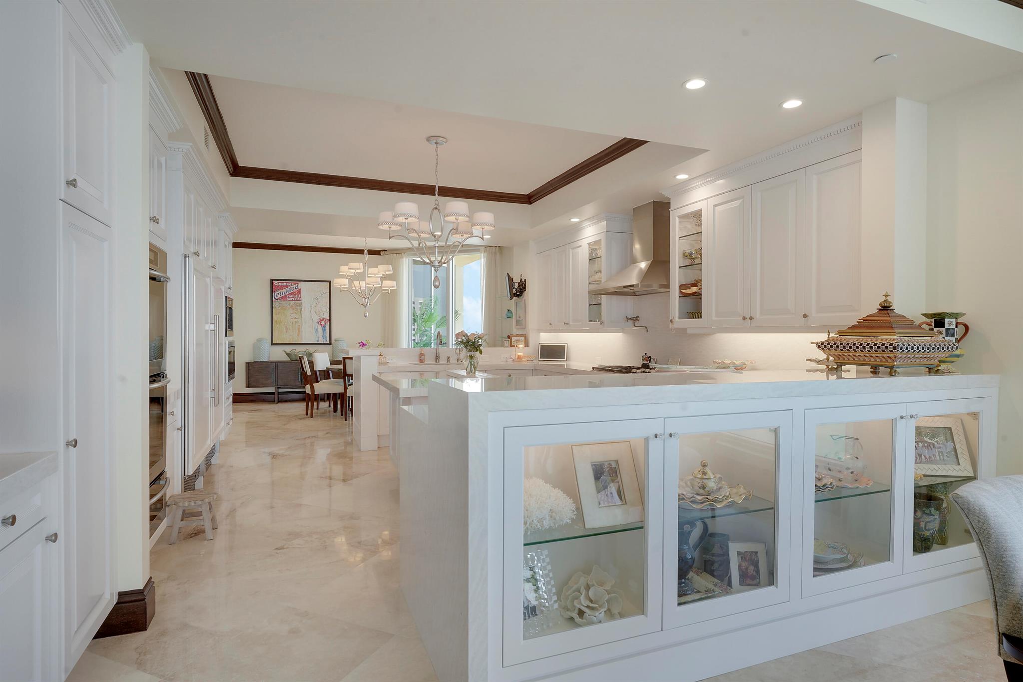 OCEAN'S EDGE - Residential