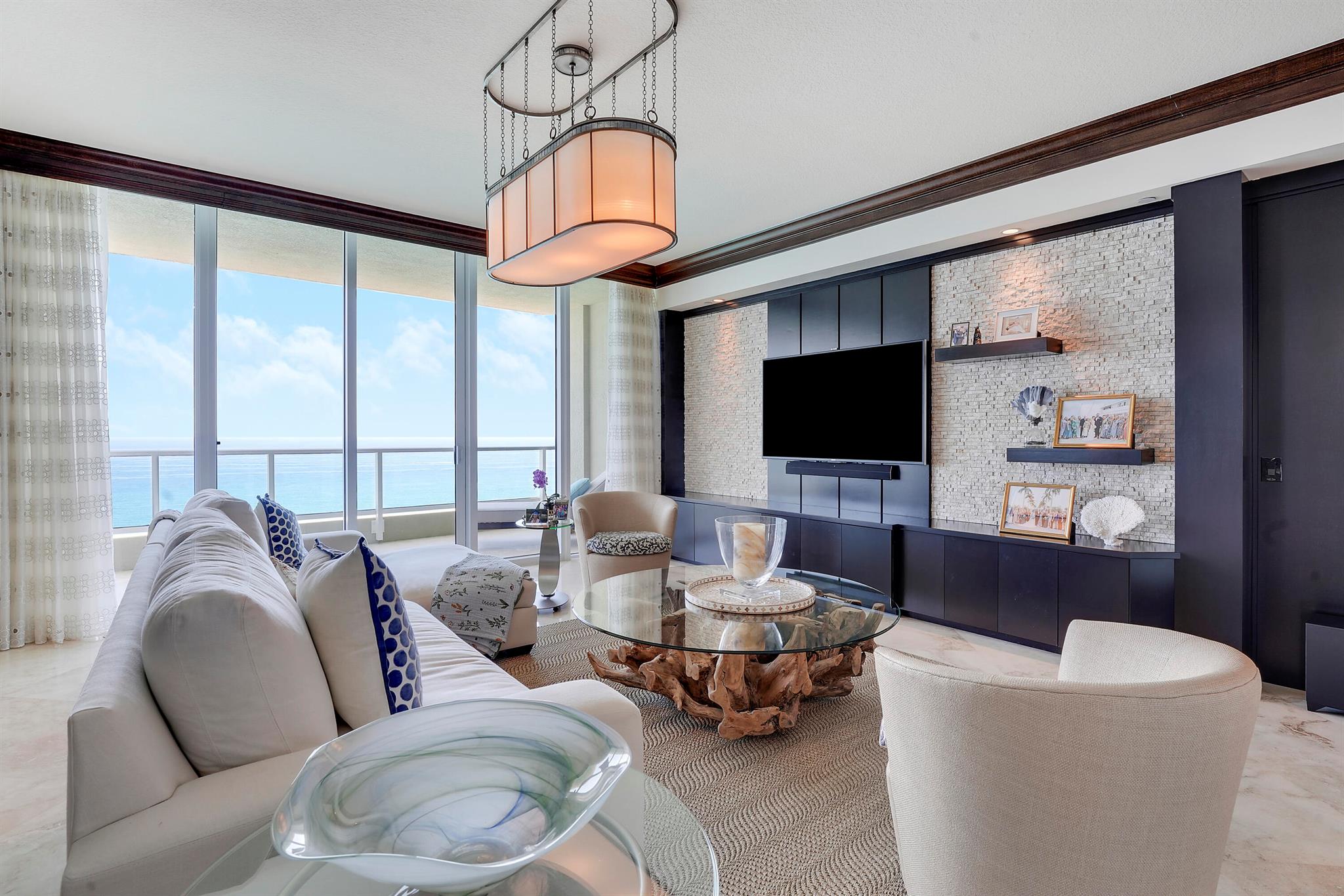 OCEAN'S EDGE - Residential