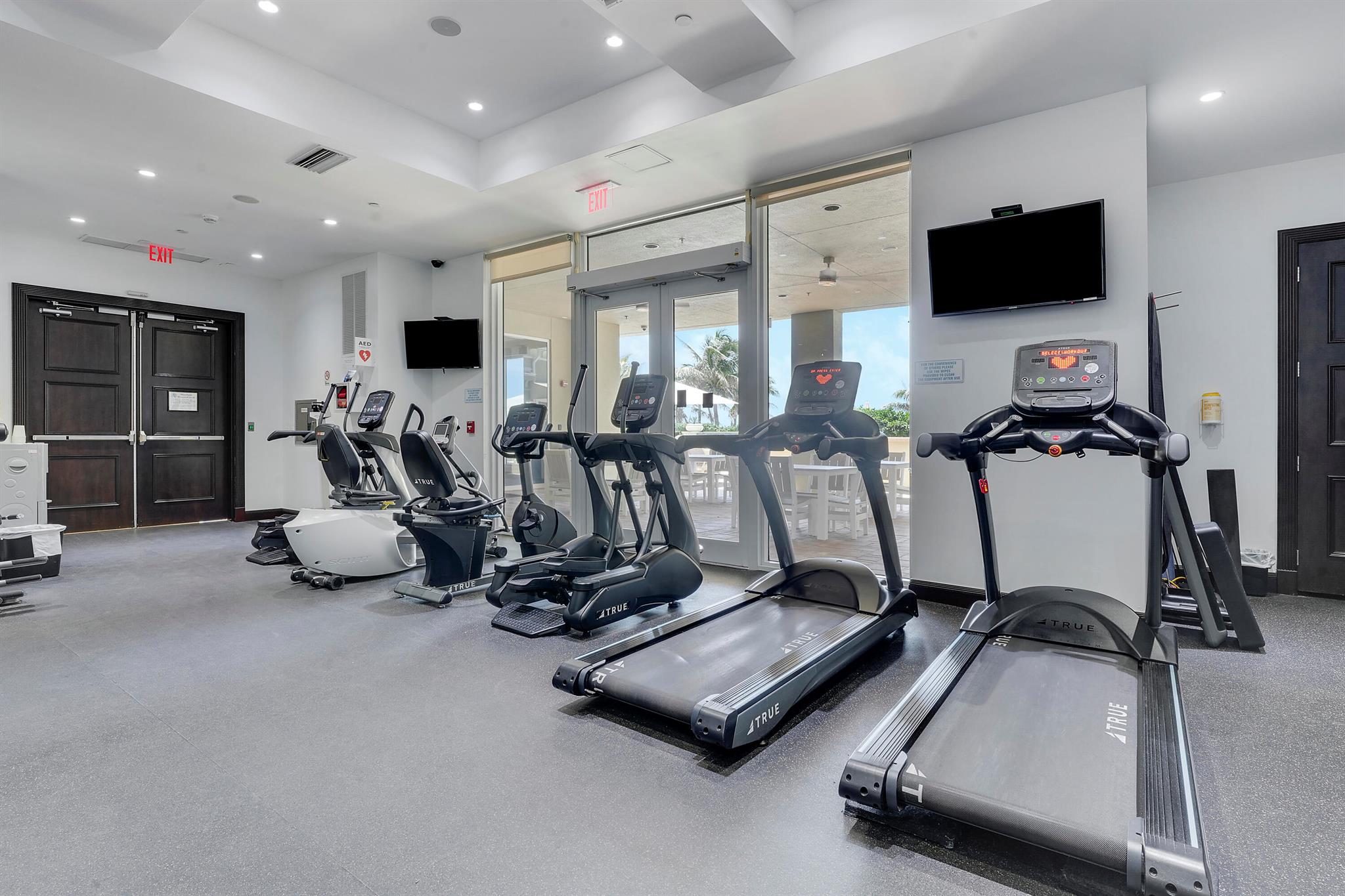 OCEAN'S EDGE - Residential