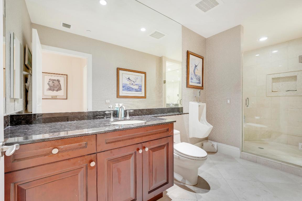 OCEAN'S EDGE - Residential