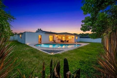 Tiny photo for 555 NW 50TH Place, Boca Raton, FL 33431 (MLS # B26054603)