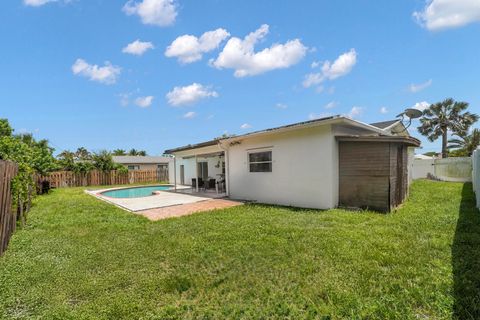Tiny photo for 555 NW 50TH Place, Boca Raton, FL 33431 (MLS # B26054603)
