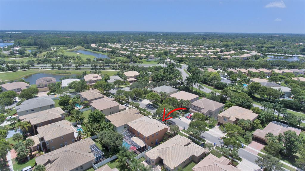 MADISON GREEN - Residential