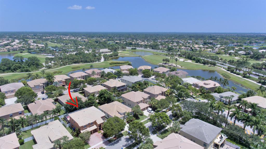 MADISON GREEN - Residential