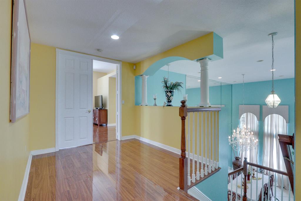 MADISON GREEN - Residential