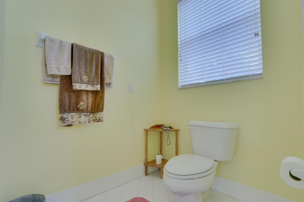 MADISON GREEN - Residential