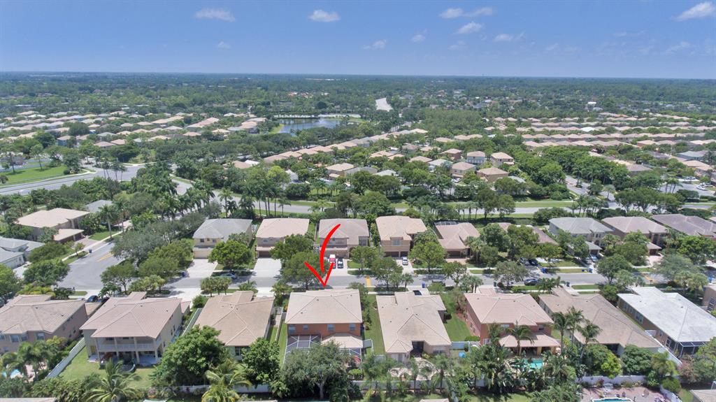 MADISON GREEN - Residential