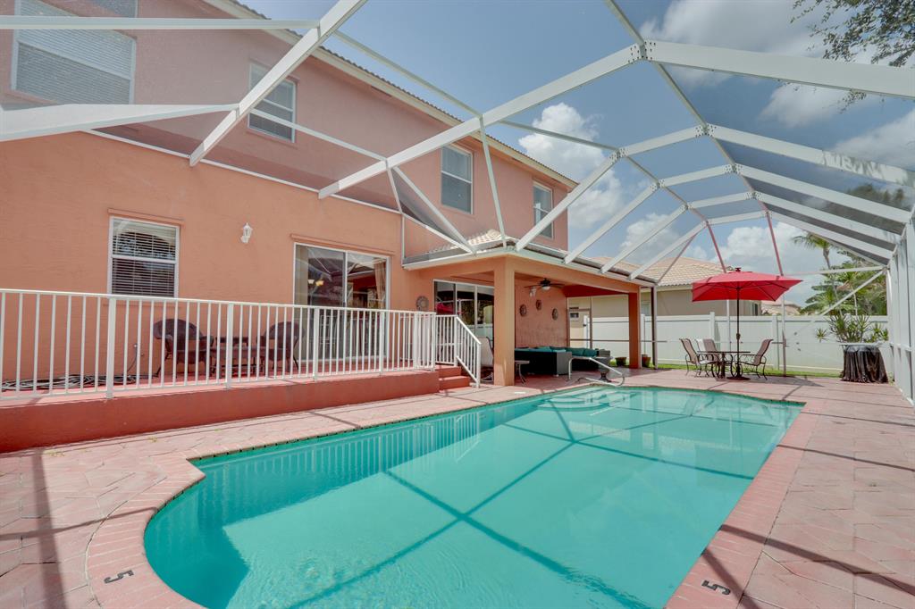 MADISON GREEN - Residential