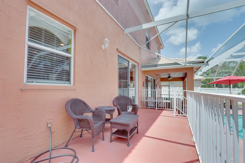 MADISON GREEN - Residential