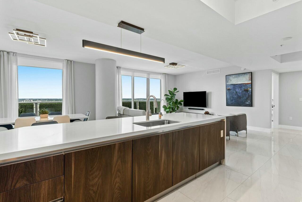 RIVA - Residential