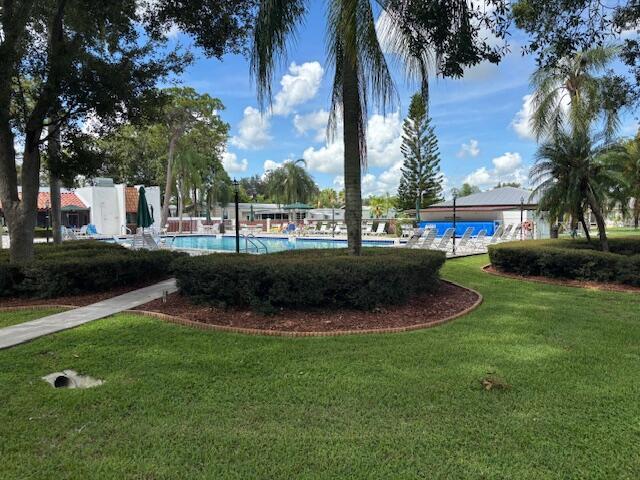 Spanish Lakes Golf - Residential