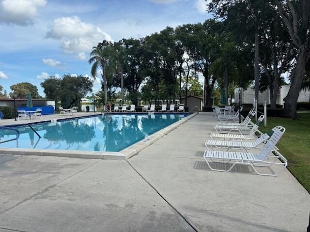 Spanish Lakes Golf - Residential