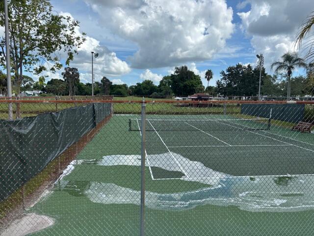 Spanish Lakes Golf - Residential