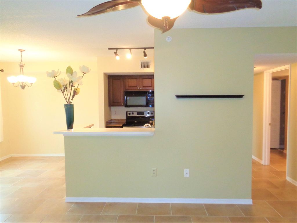 Photo of 1650 N 42nd Circle #206, Vero Beach, FL 32967 (MLS # B26013988)