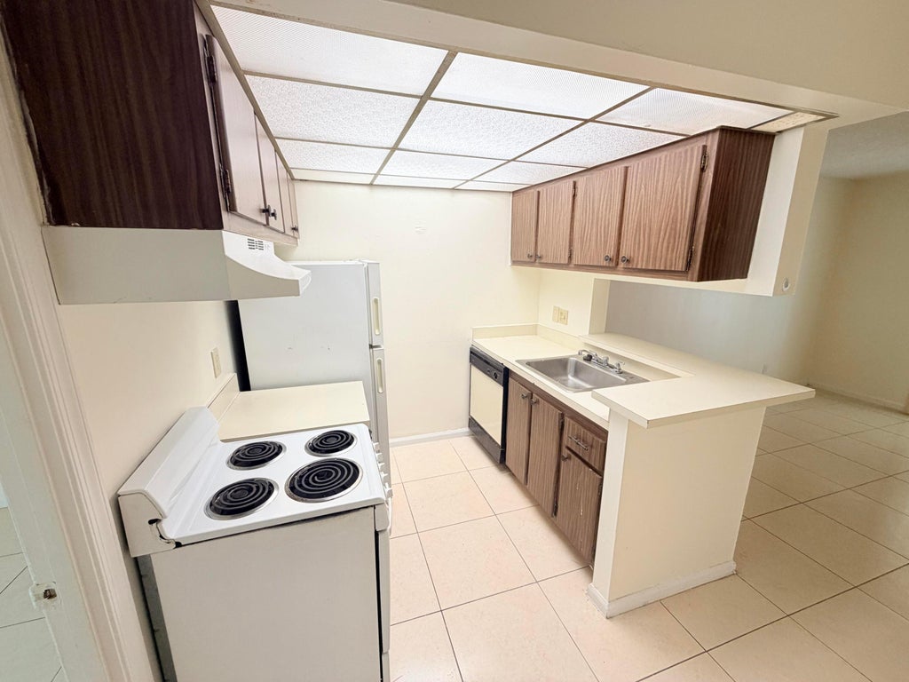 Photo of 1500 N CONGRESS Avenue #A113, West Palm Beach, FL 33401 (MLS # B26068399)