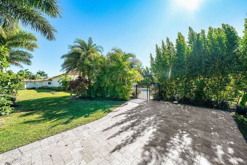 Tiny photo for 6635 E Calumet Circle, Lake Worth, FL 33467 (MLS # R11160910)