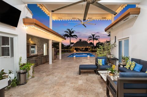 Tiny photo for 6635 E Calumet Circle, Lake Worth, FL 33467 (MLS # R11160910)