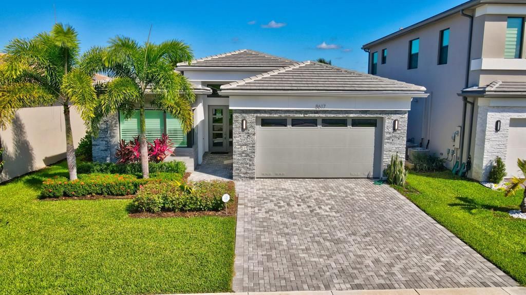 Photo of 8617 Tower Bridge Court, Boca Raton, FL 33496 (MLS # R10753419)