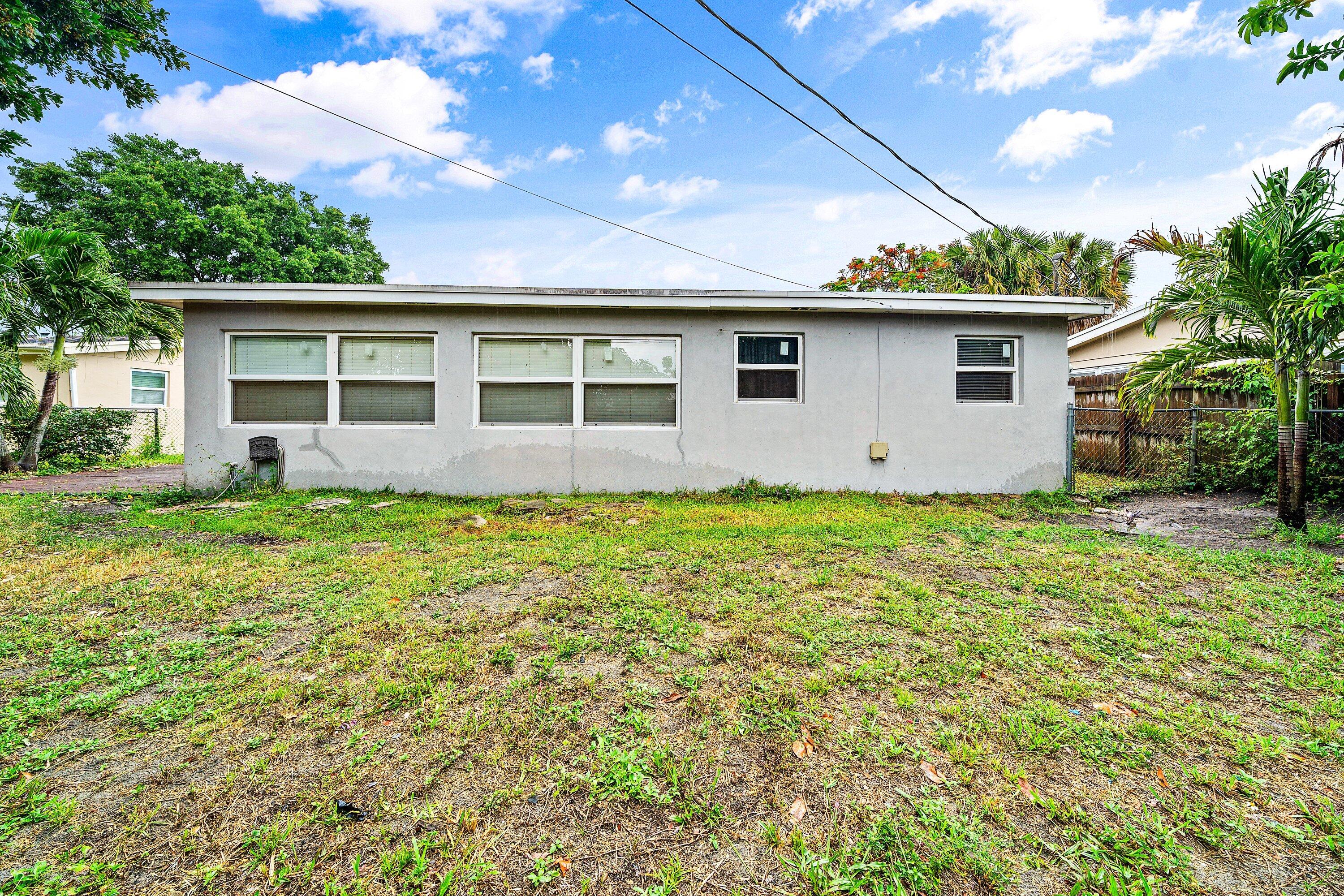 PALM BEACH COLONY SECS 1 AND 2 - Residential