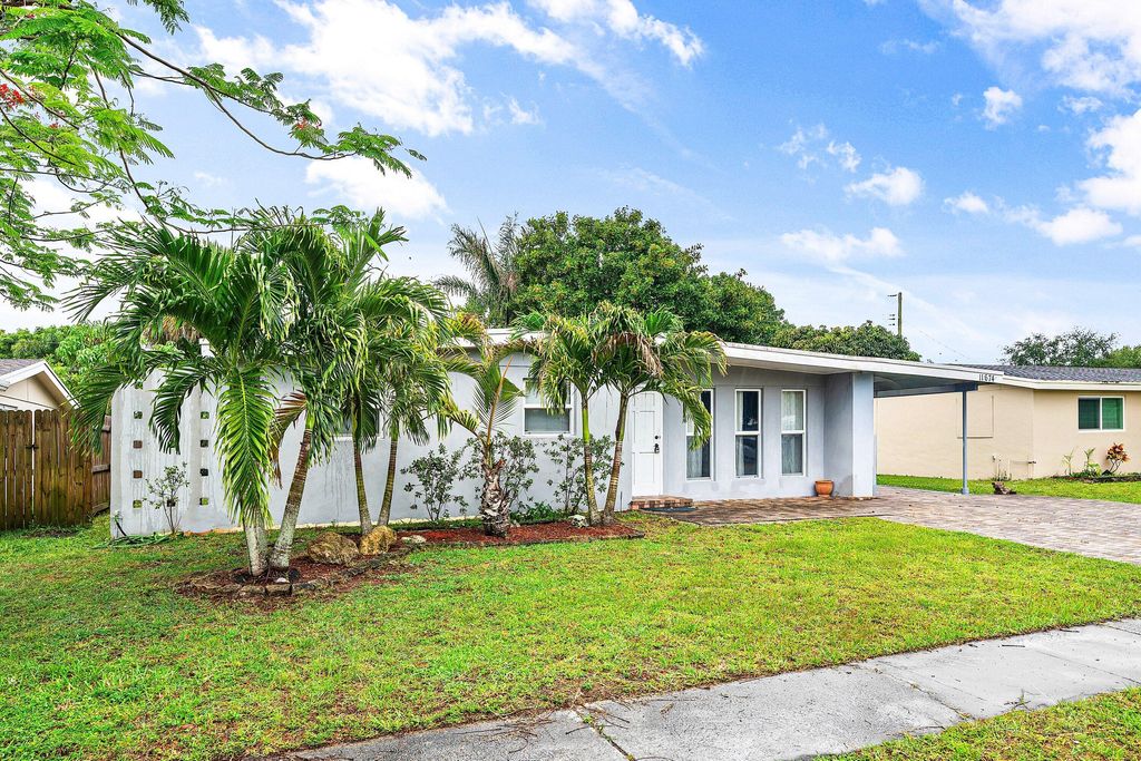 Photo of 11674 Balsam Drive, Royal Palm Beach, FL 33411 (MLS # B26028302)