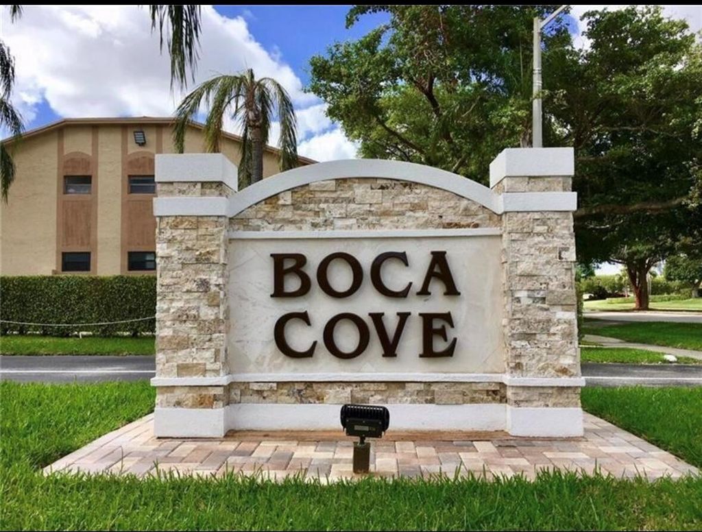 Photo of 9466 Boca Cove Circle #301, Boca Raton, FL 33428 (MLS # R11098171)