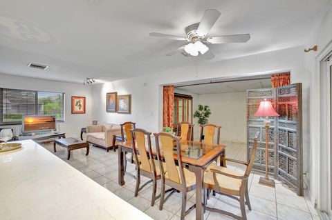 A home in Wilton Manors