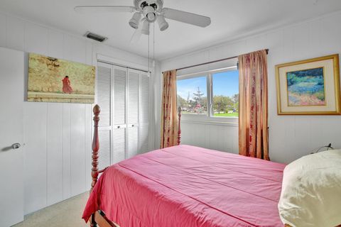 A home in Wilton Manors