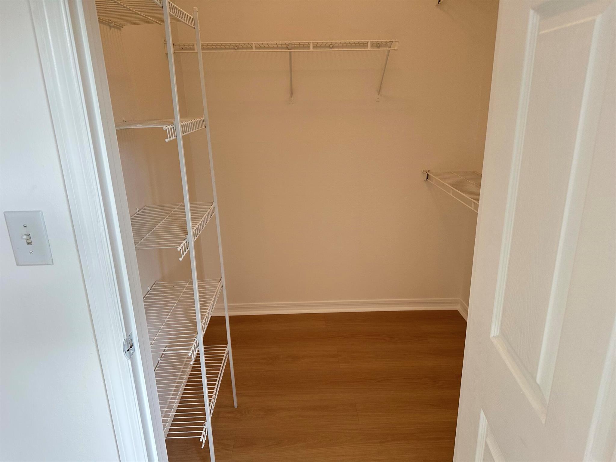 VILLAS AT EMERALD DUNES C - Residential