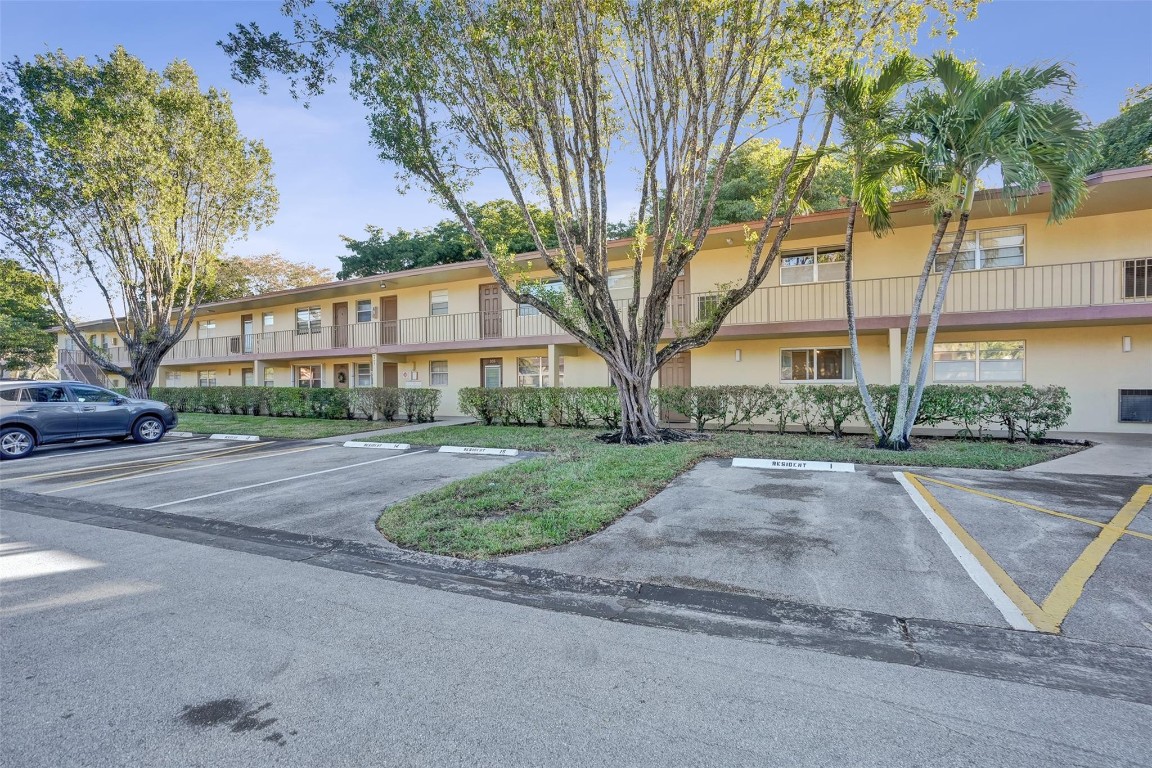 Oriole Gardens Three - Residential