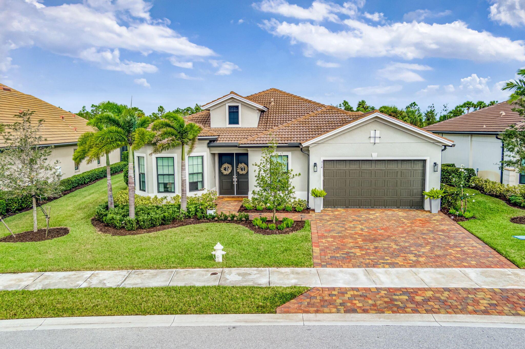 314 Sonoma Isles Circle