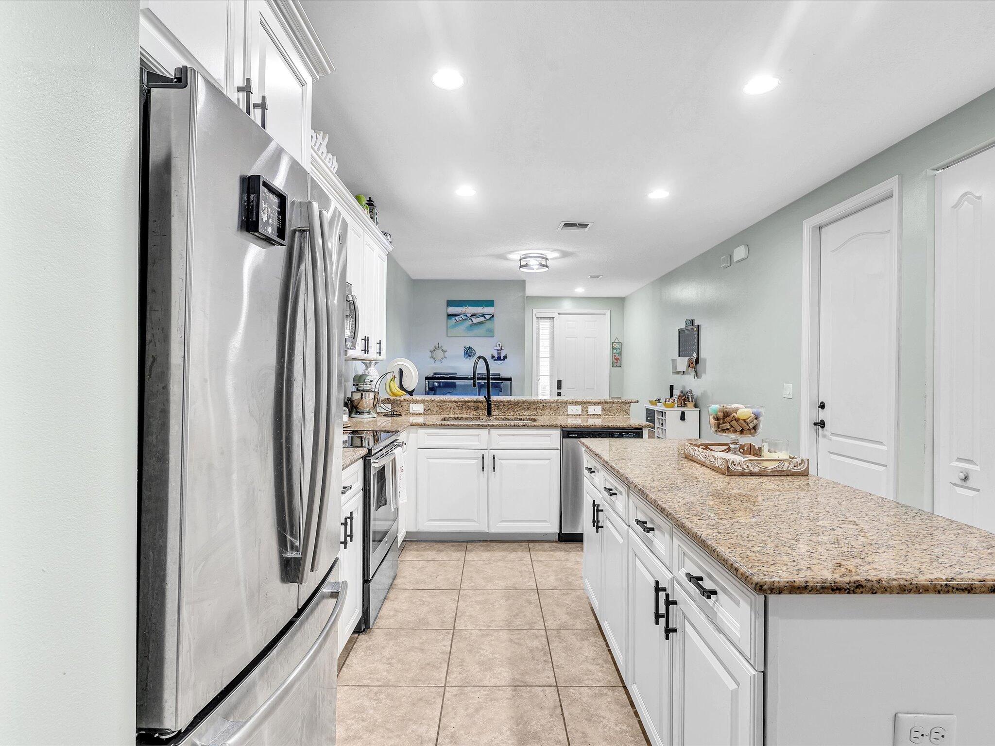 Belle Tara - Residential