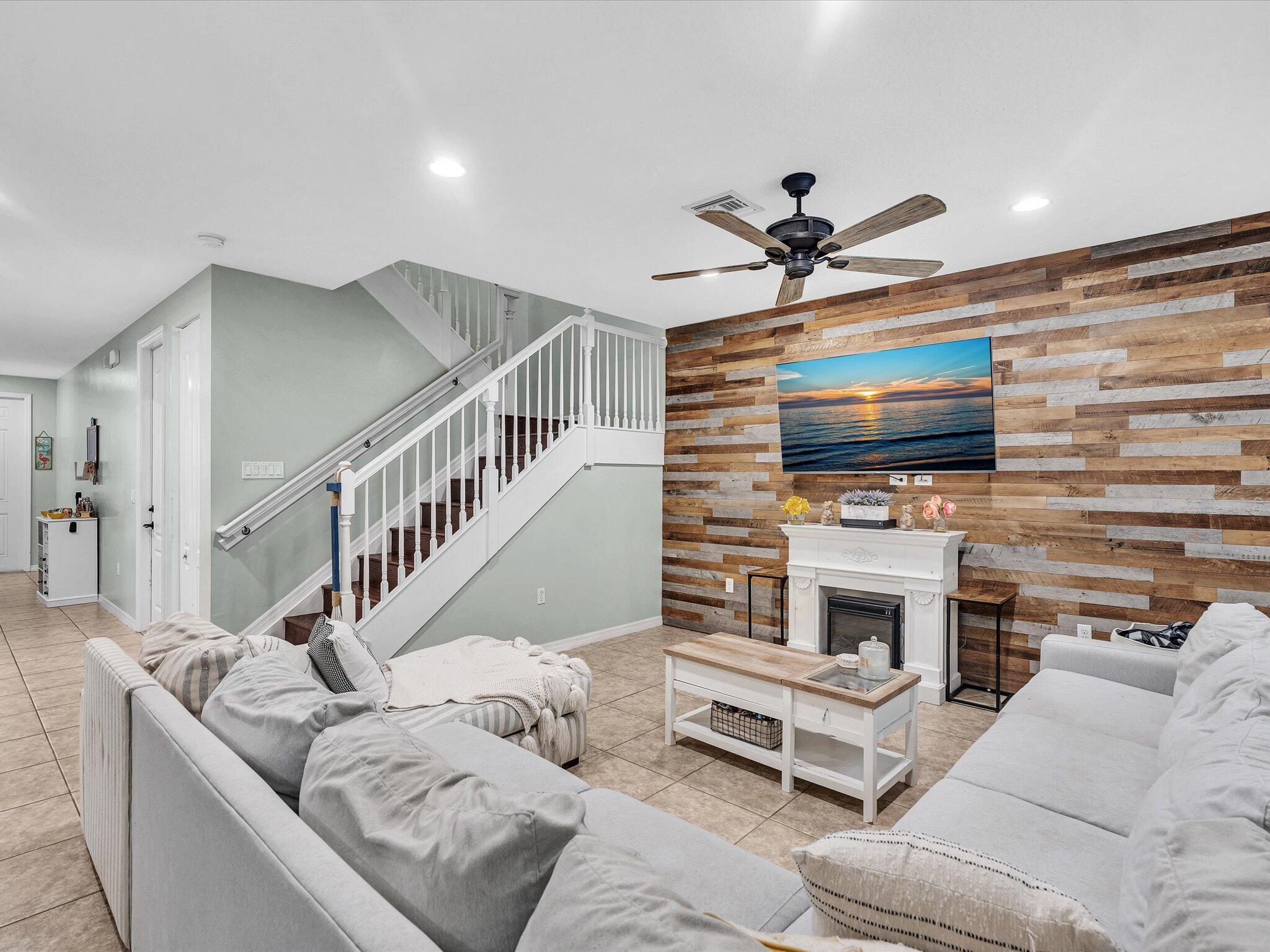 Belle Tara - Residential