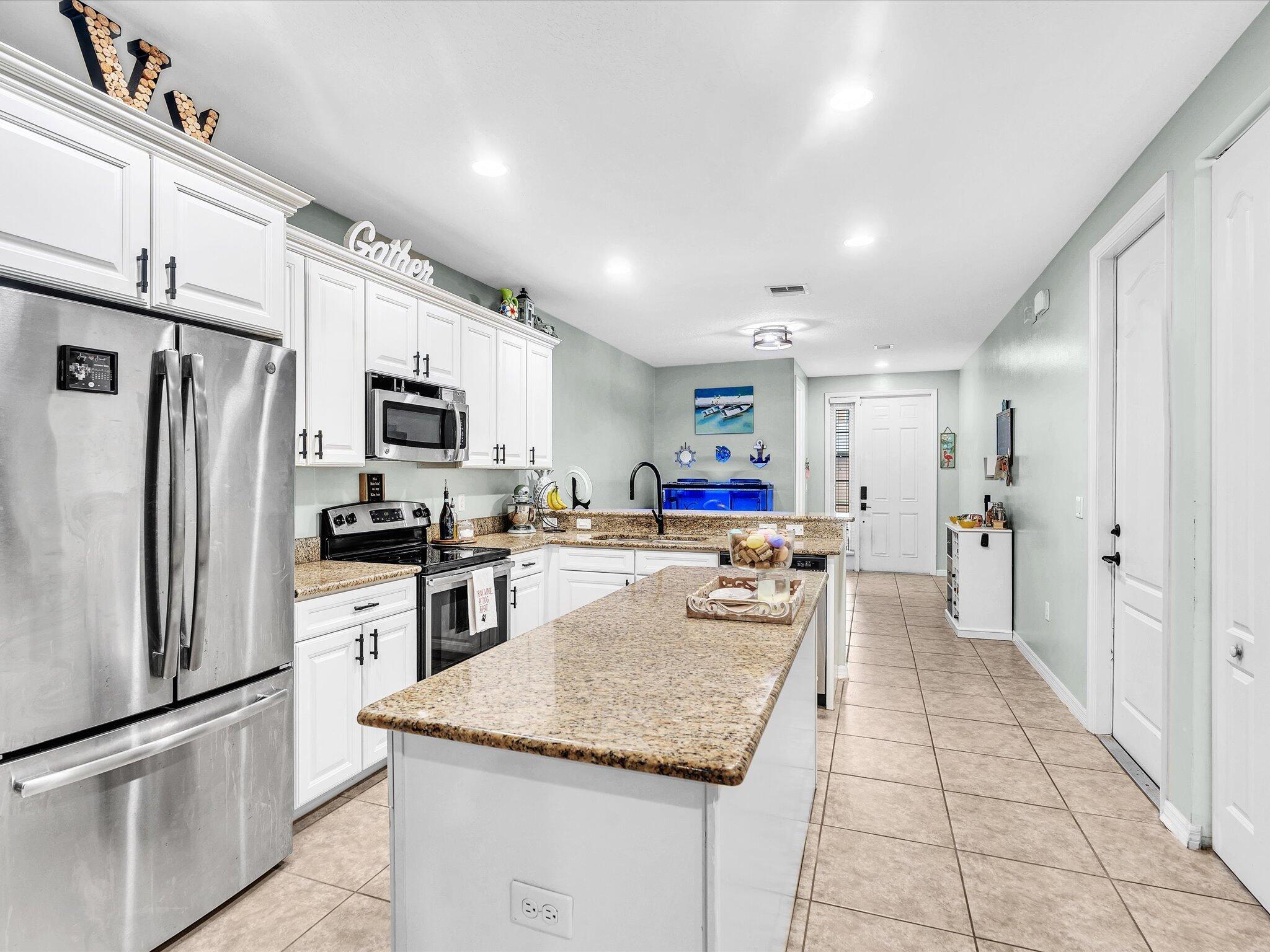 Belle Tara - Residential