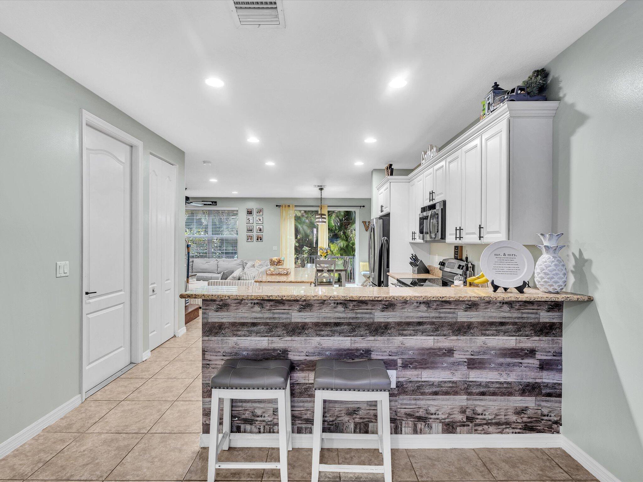 Belle Tara - Residential